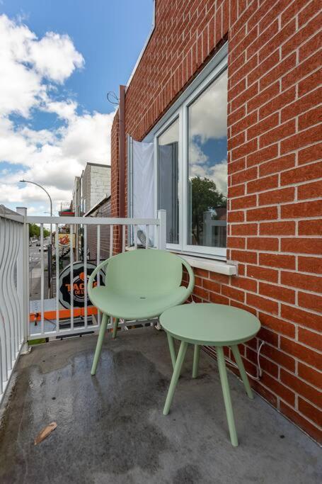 Lovely Rental Unit With Balcony~ Autoroute 40 Montréal Buitenkant foto